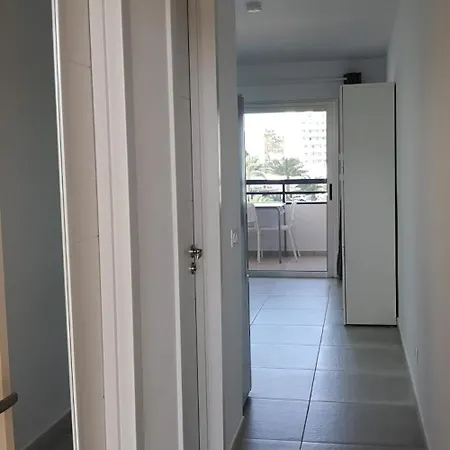 Modernes Mit Poolblick In Top-lage Von 아파트 플라야 델 잉글스