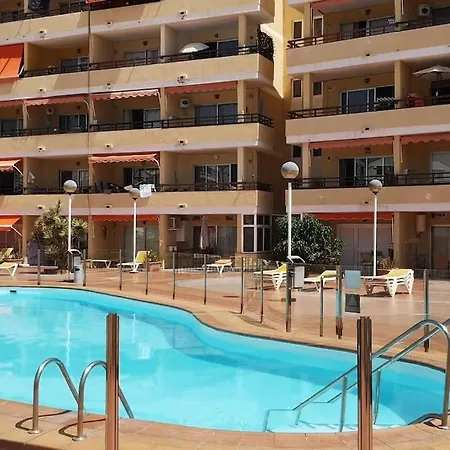 Modernes Mit Poolblick In Top-lage Von Lägenhet Playa del Inglés